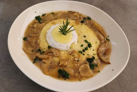 Piatto vegetariano degustazione territorio